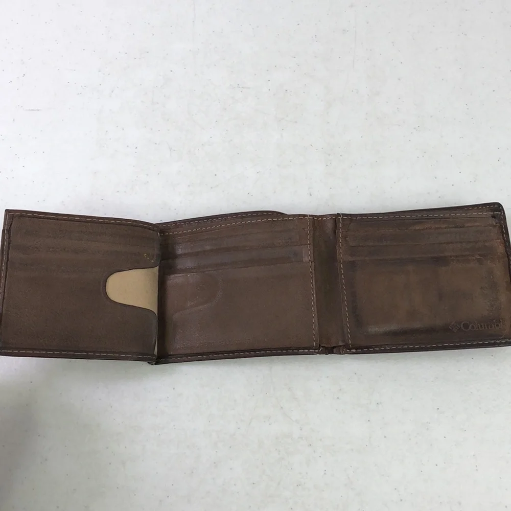 Columbia Brown Bifold Leather Wallet